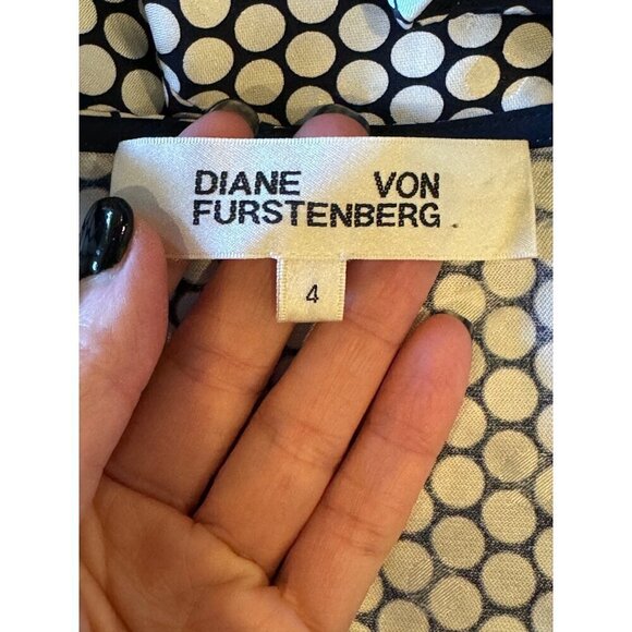 Diane Von Furstenberg Dress 4 Black And Ivory Silk Polka Dot Flare Side Tie Wrap - Picture 11 of 12
